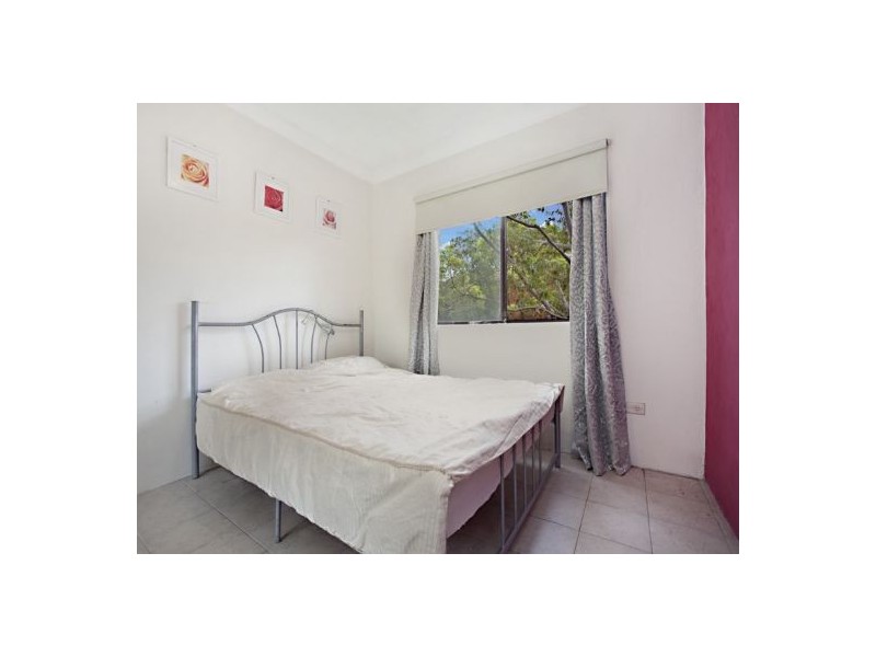 1/6 Queens Road, Westmead NSW 2145