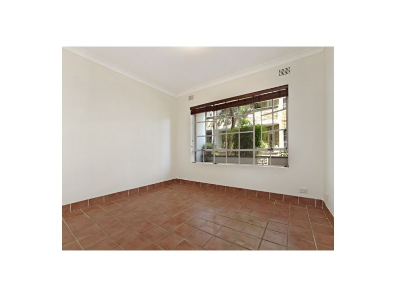 2/2 Iron Street, North Parramatta NSW 2151