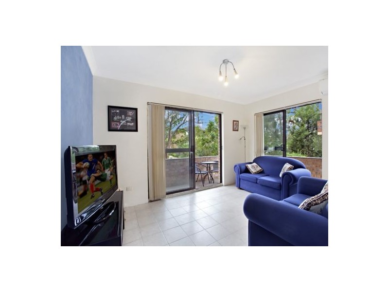 1/6 Queens Road, Westmead NSW 2145