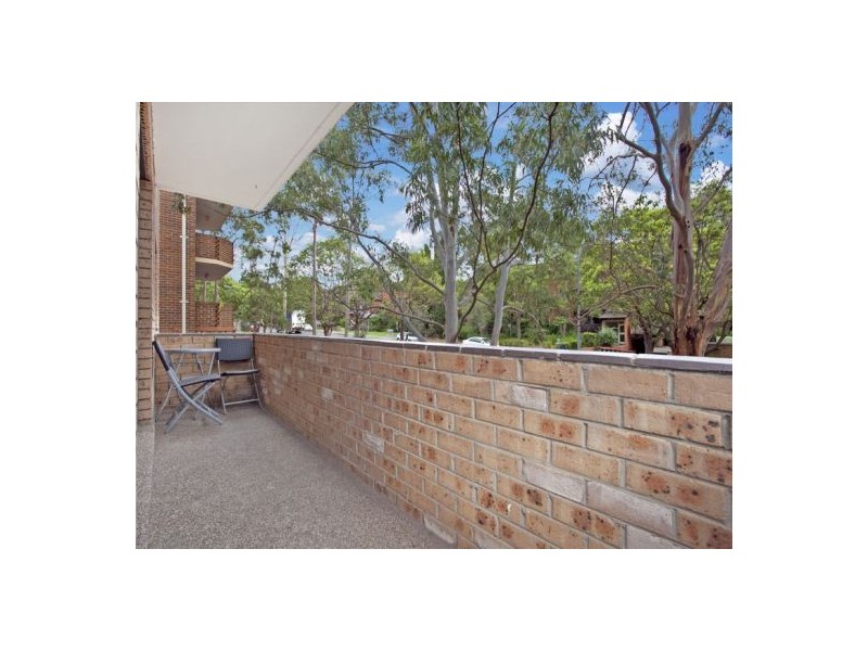 1/6 Queens Road, Westmead NSW 2145