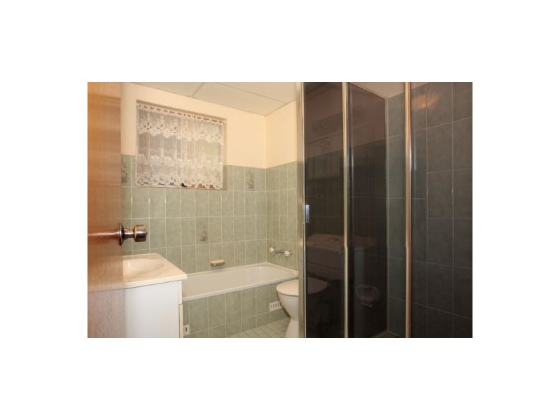 2/24 Hainsworth Street, Westmead NSW 2145