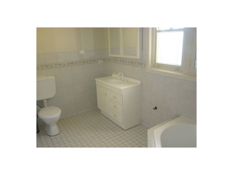 4/1 LAKE ST, North Parramatta NSW 2151