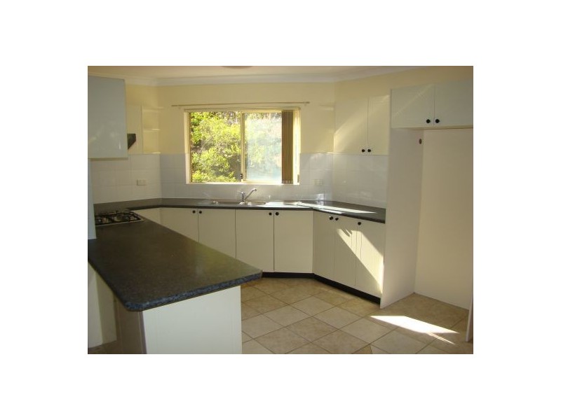 4/36-40 Newman Street, Merrylands NSW 2160