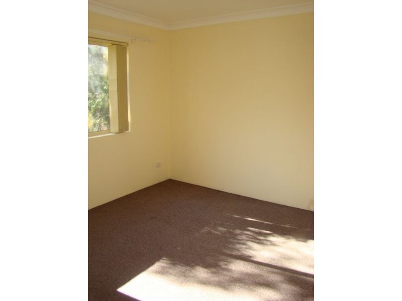 4/36-40 Newman Street, Merrylands NSW 2160