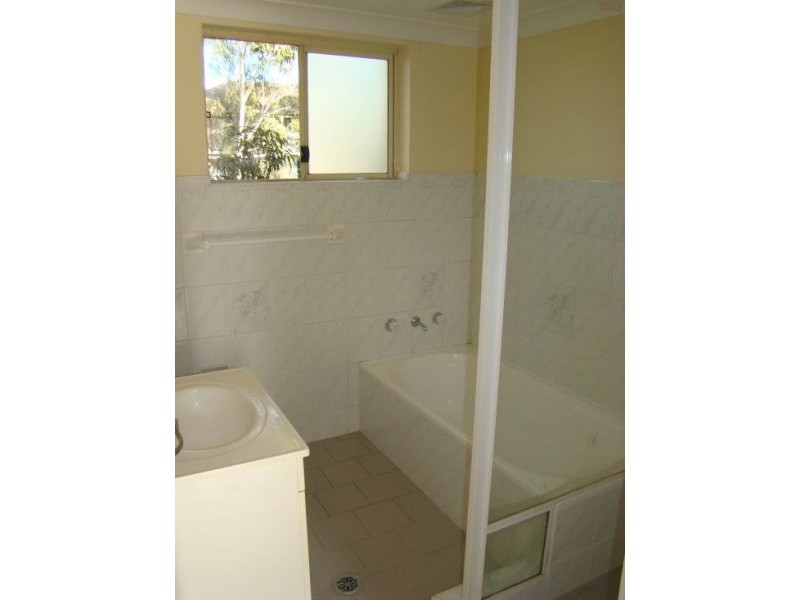 4/36-40 Newman Street, Merrylands NSW 2160