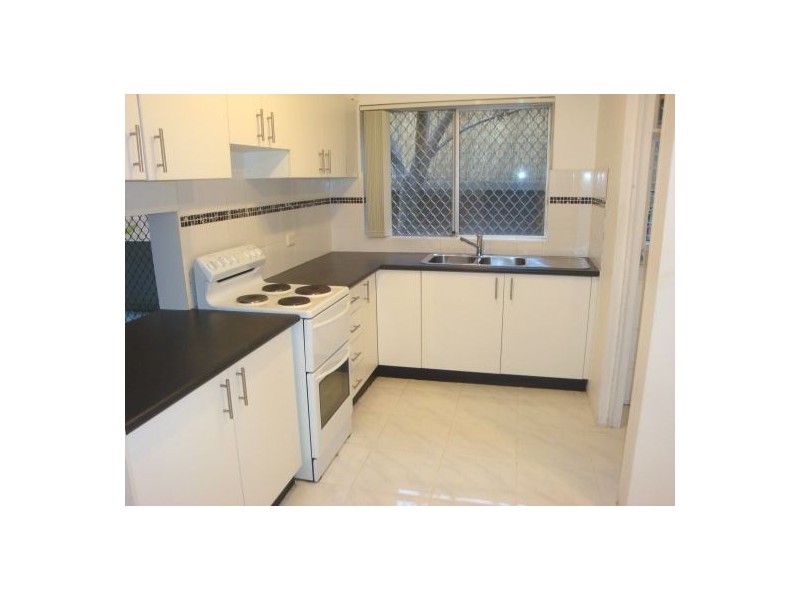 4/17 Caroline Street, Westmead NSW 2145