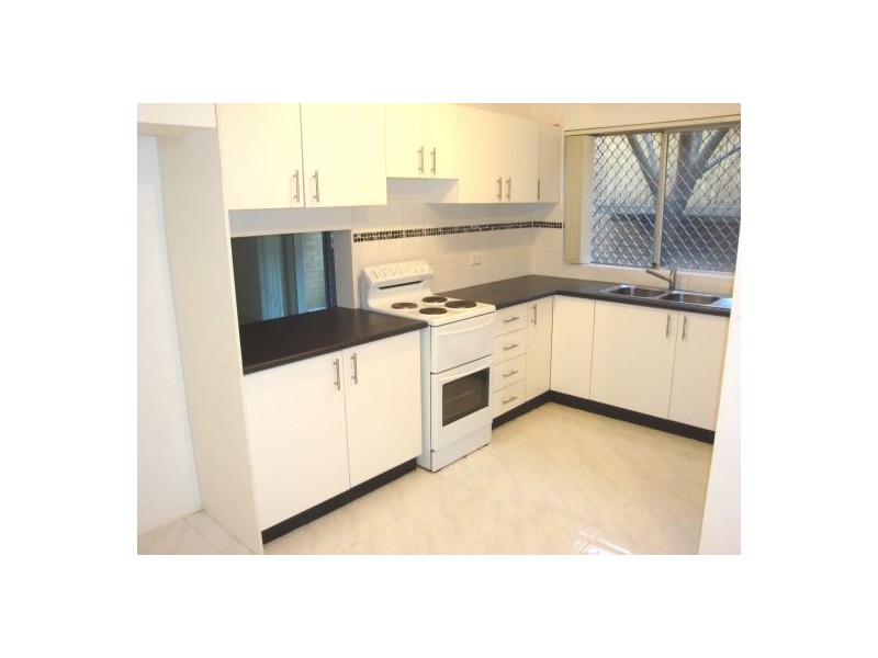 4/17 Caroline Street, Westmead NSW 2145