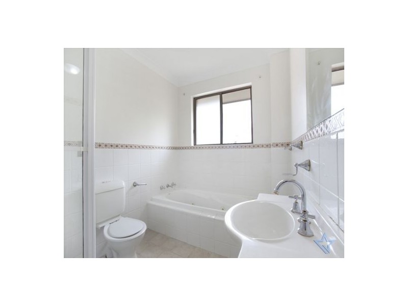 7/11 Banks Street, Mays Hill NSW 2145