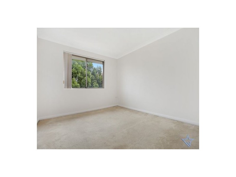 7/11 Banks Street, Mays Hill NSW 2145