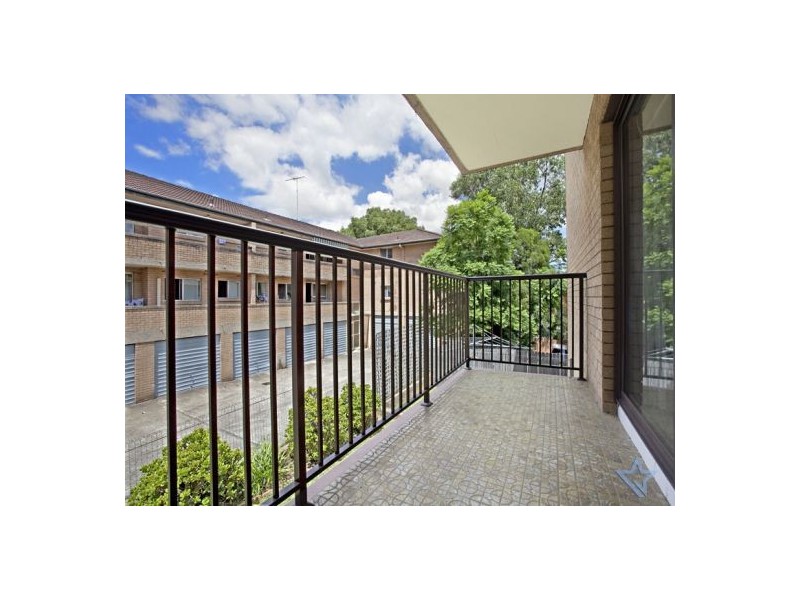 8/25-27 Wigram Street, Harris Park NSW 2150