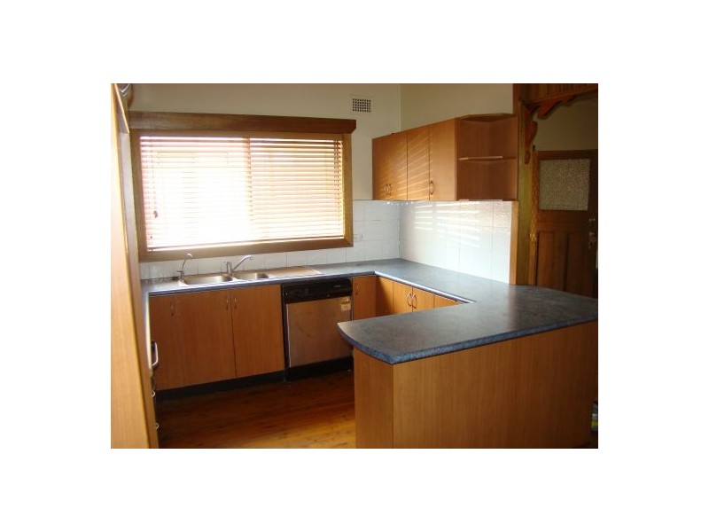 14 VERLIE ST, South Wentworthville NSW 2145