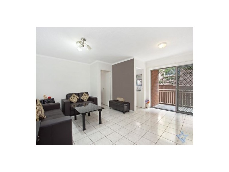 2/71 Weston Street, Harris Park NSW 2150