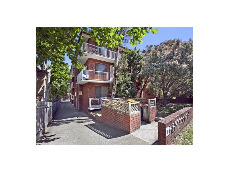8/8 ALLEN ST, Harris Park NSW 2150