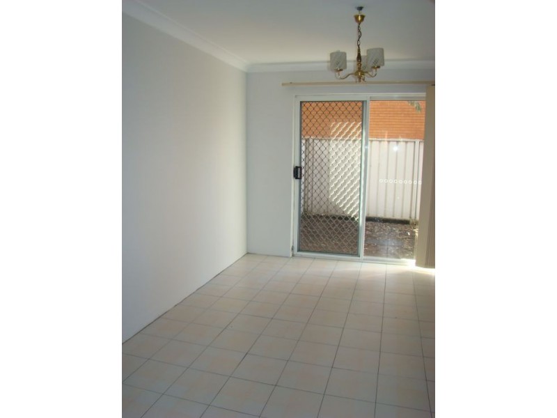 4/15 Wigram Street, Harris Park NSW 2150