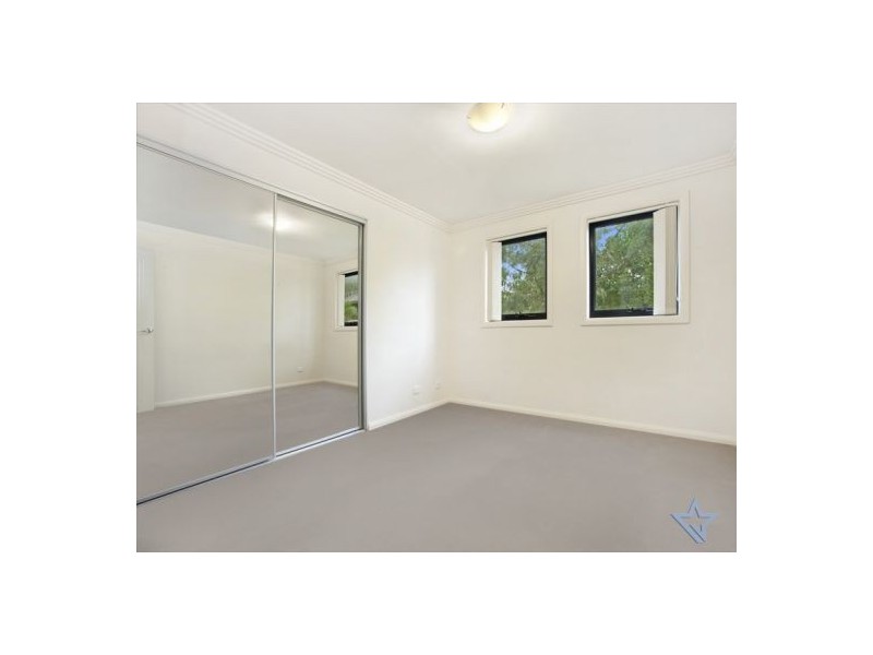 2/43 Crown Street, Granville NSW 2142