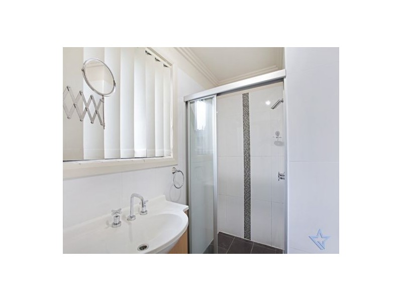 2/43 Crown Street, Granville NSW 2142