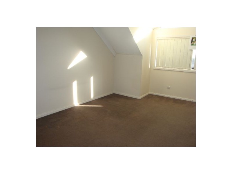 4/102-106 Lackey Street, Merrylands NSW 2160