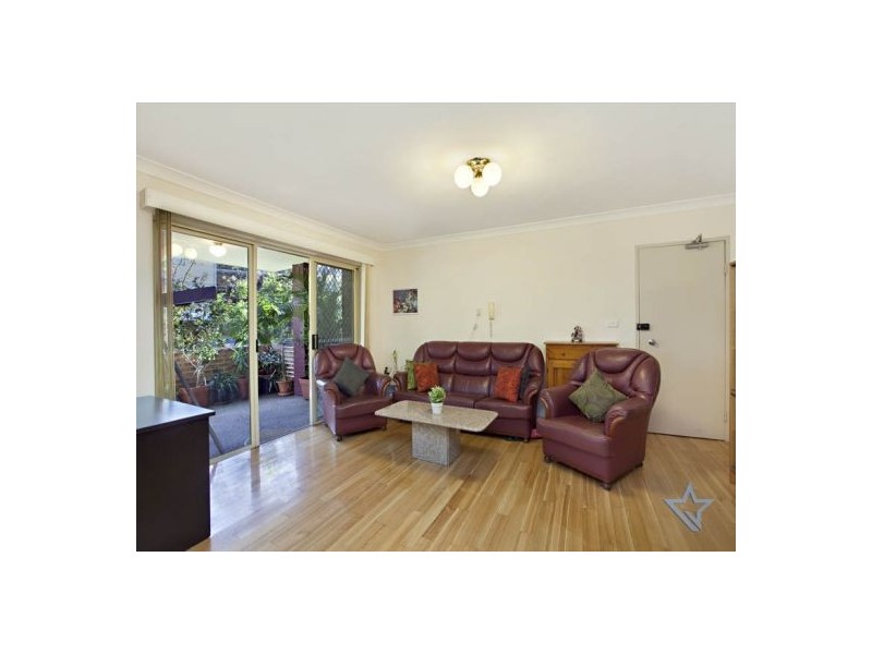 8/27 Manchester Street, Merrylands NSW 2160