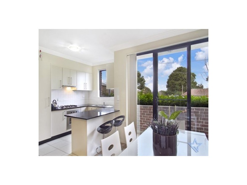 2/18 Brickfield Street, North Parramatta NSW 2151