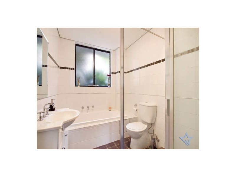 2/18 Brickfield Street, North Parramatta NSW 2151