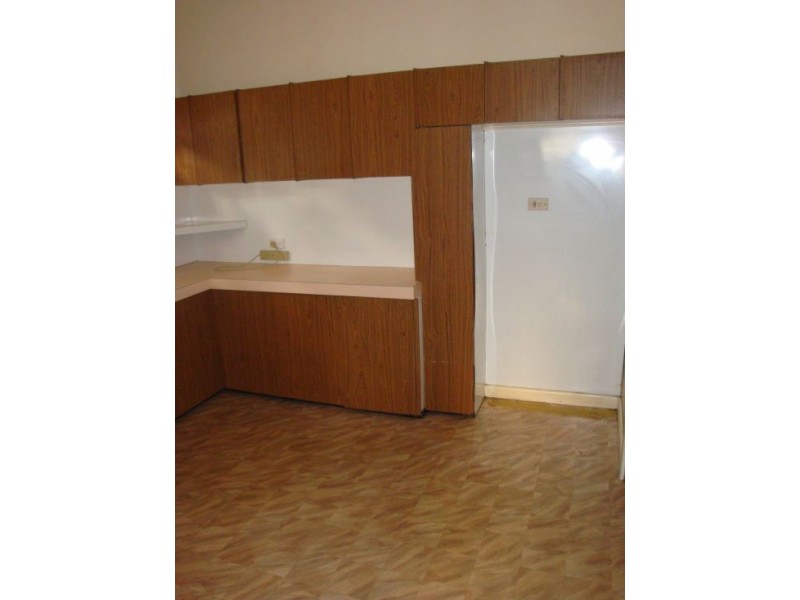 194 Burnett St, Mays Hill NSW 2145