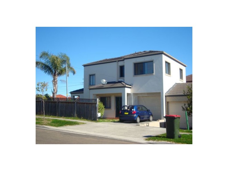 2B Broxbourne Street, Westmead NSW 2145