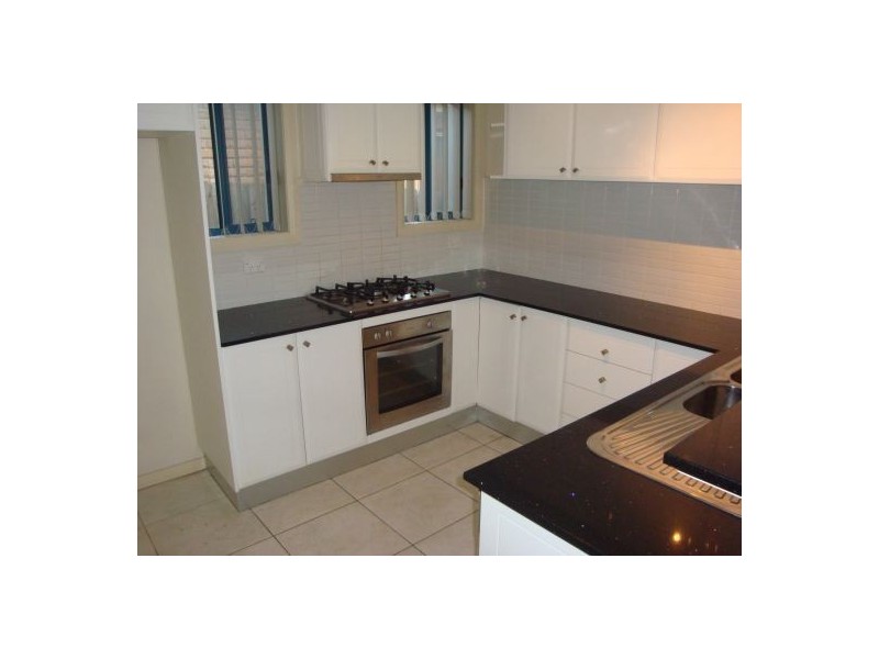 2B Broxbourne Street, Westmead NSW 2145