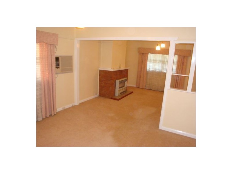 49 Grand Avenue, Westmead NSW 2145