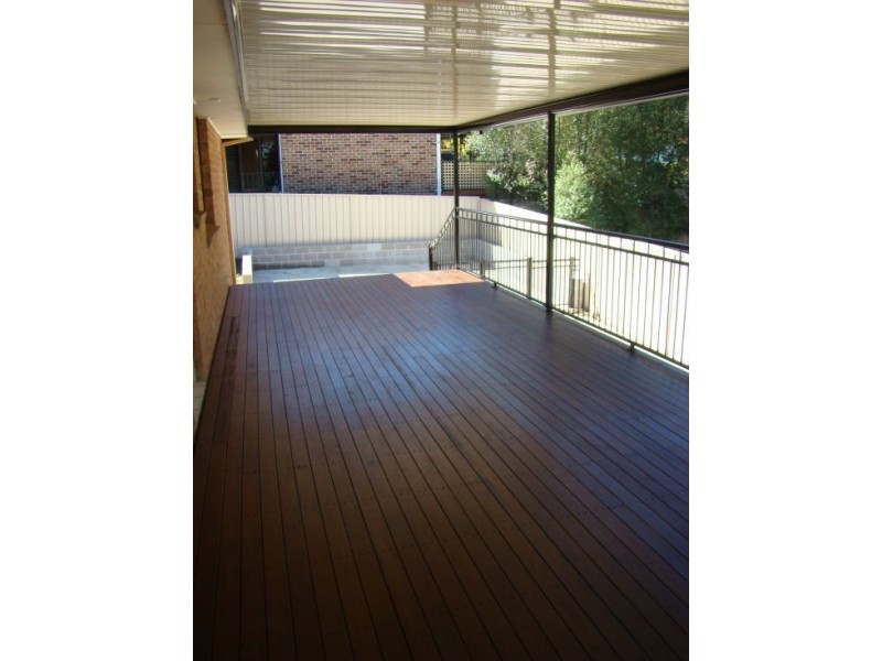 5 Simpson Place, Kings Langley NSW 2147