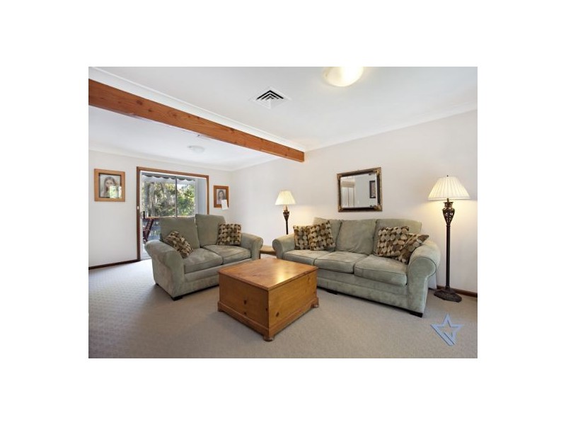 33 Yarralumla Drive, Carlingford NSW 2118