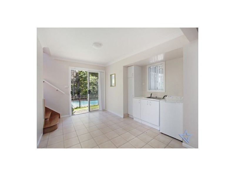 33 Yarralumla Drive, Carlingford NSW 2118