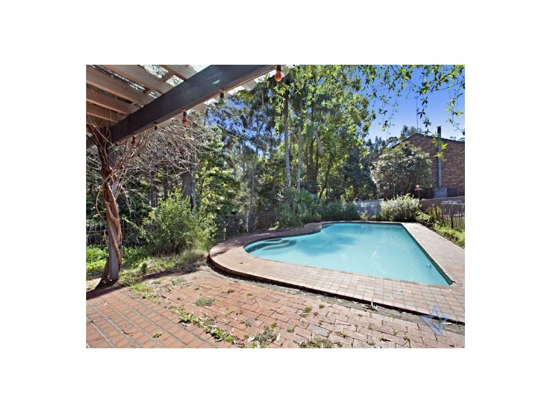 33 Yarralumla Drive, Carlingford NSW 2118