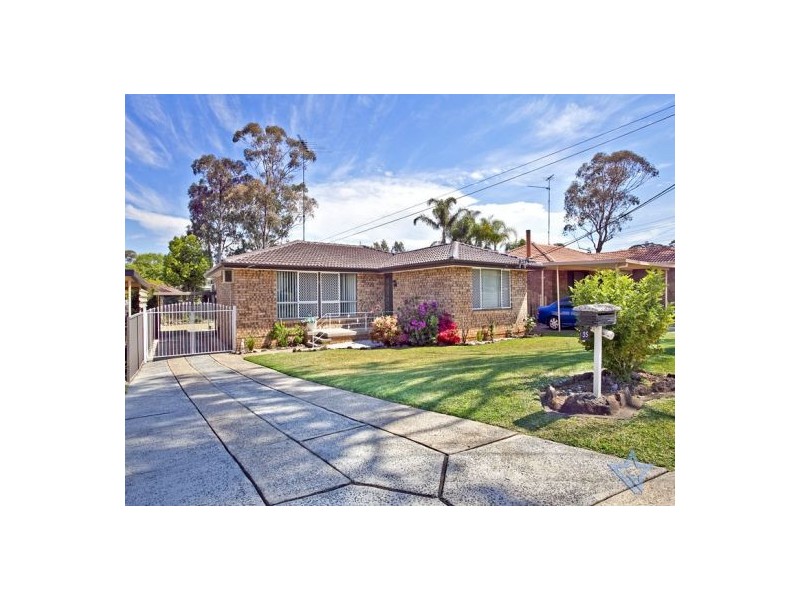 35 Vancouver Avenue, Toongabbie NSW 2146
