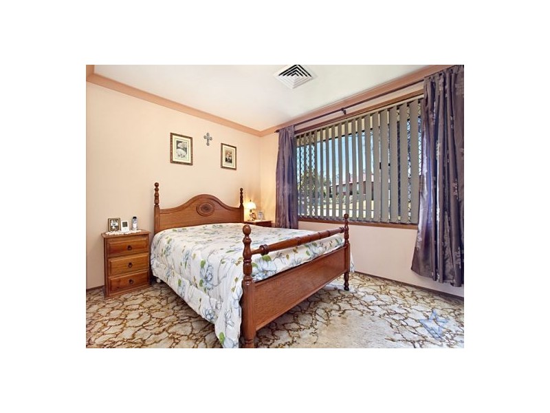 35 Vancouver Avenue, Toongabbie NSW 2146