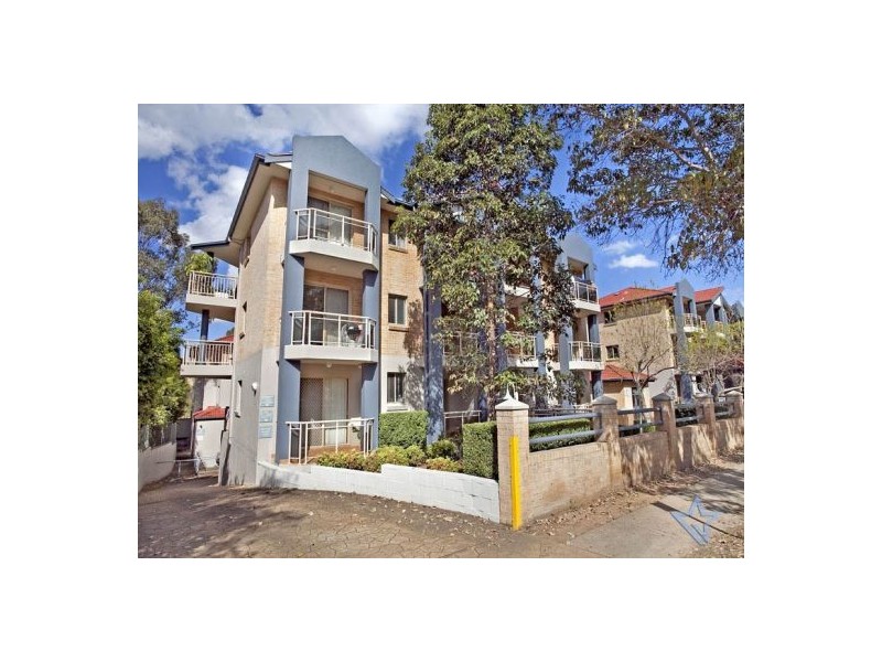 13/30 Memorial Avenue, Merrylands NSW 2160