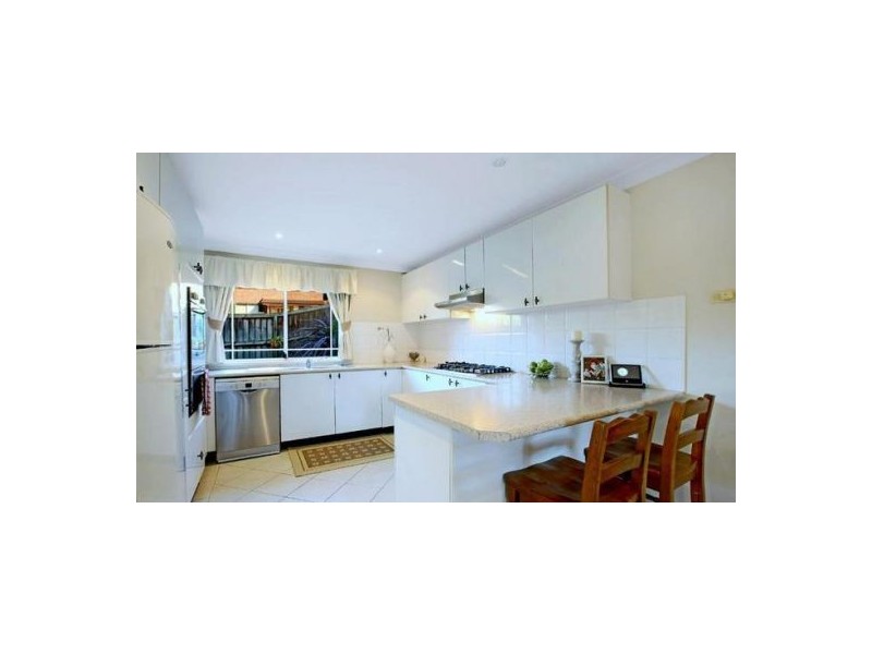 10 Gindurra Ave, Castle Hill NSW 2154