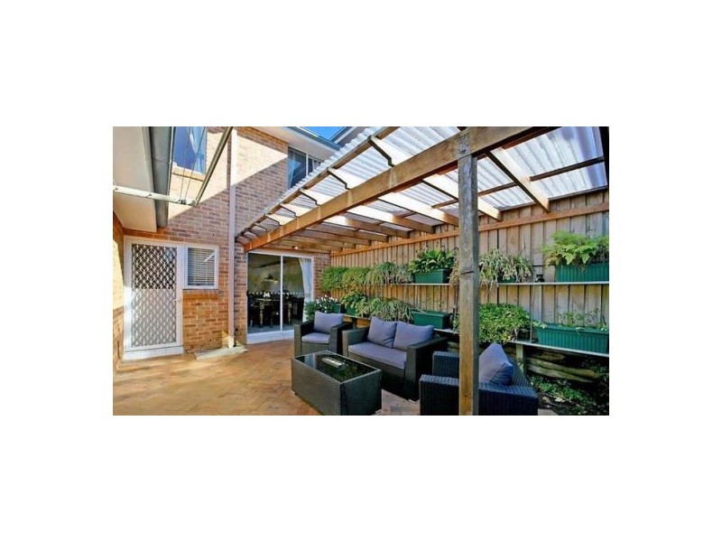 10 Gindurra Ave, Castle Hill NSW 2154