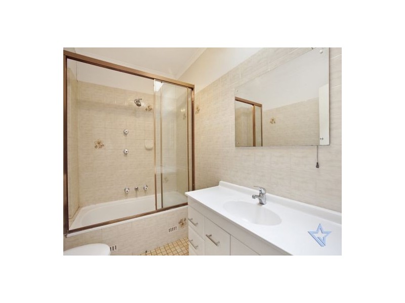 2/2 Frances Street, Northmead NSW 2152