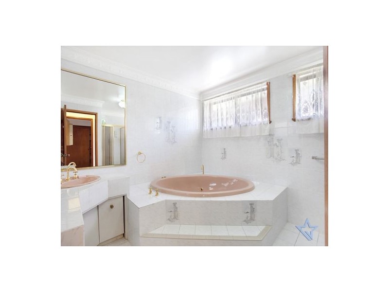 25 Carlton Road, North Rocks NSW 2151