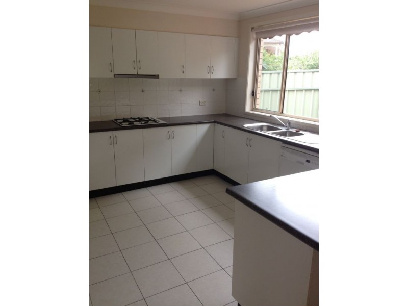 15 Sophie Pl, Glenwood NSW 2768