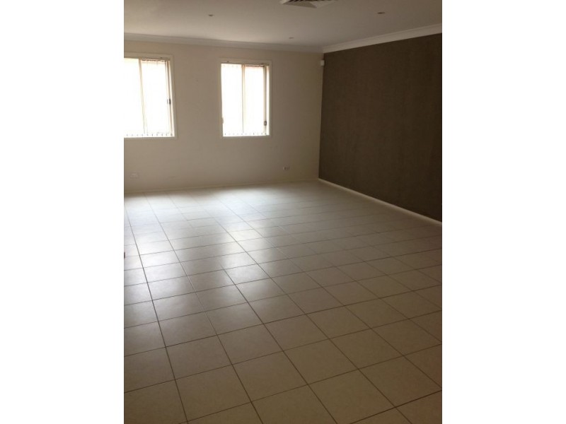 15 Sophie Pl, Glenwood NSW 2768