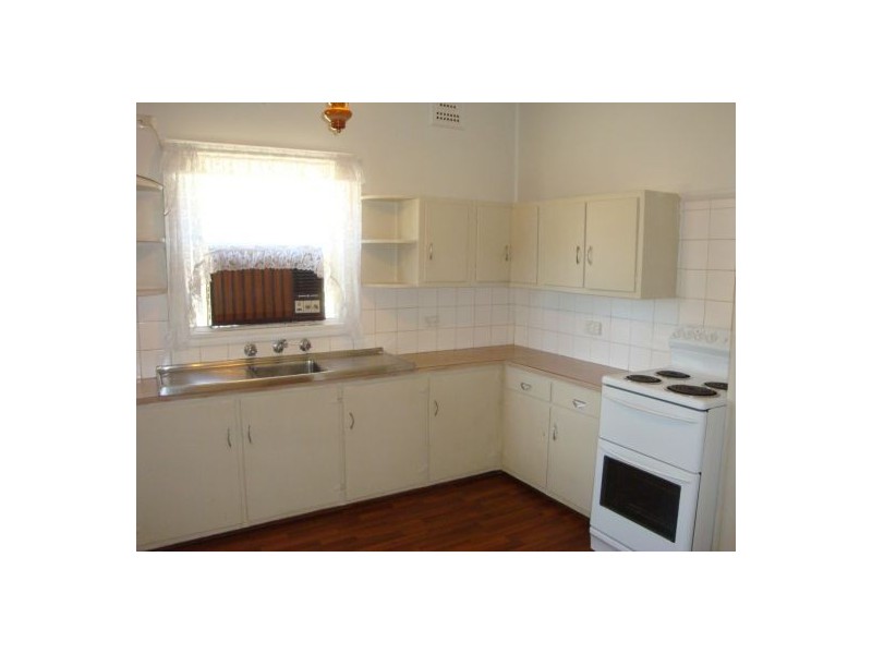 18 Peggy Street, Mays Hill NSW 2145