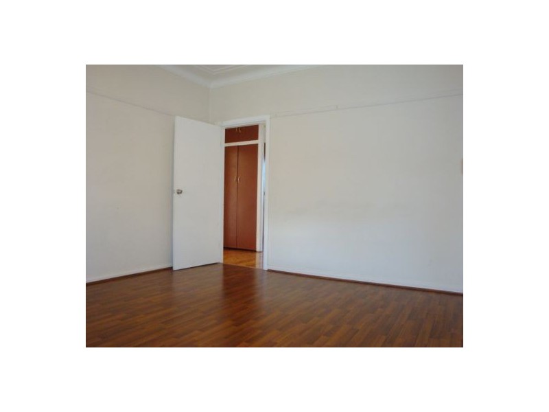 18 Peggy Street, Mays Hill NSW 2145