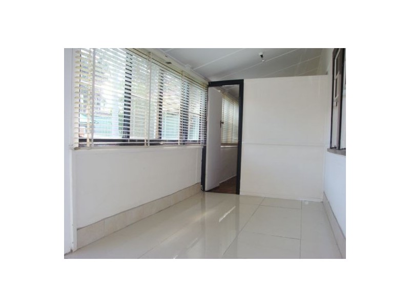 18 Peggy Street, Mays Hill NSW 2145