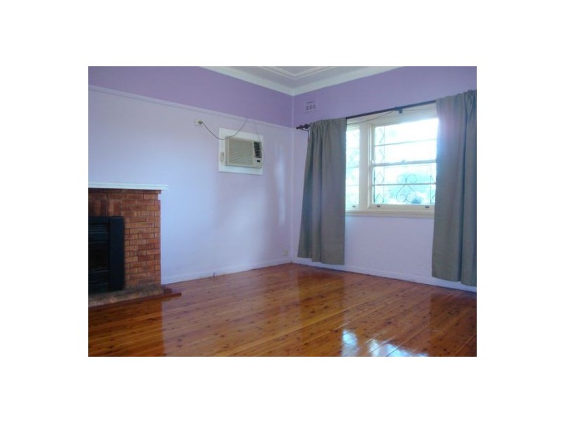 18 Peggy Street, Mays Hill NSW 2145