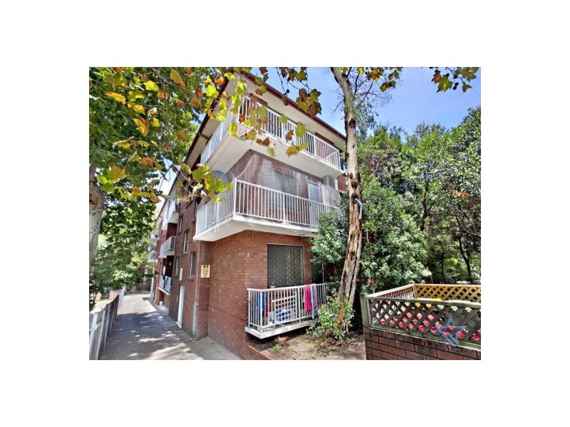 6/8 Allen Street, Harris Park NSW 2150