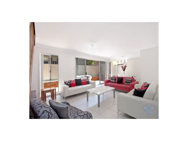 2/20 Iron Street, North Parramatta NSW 2151
