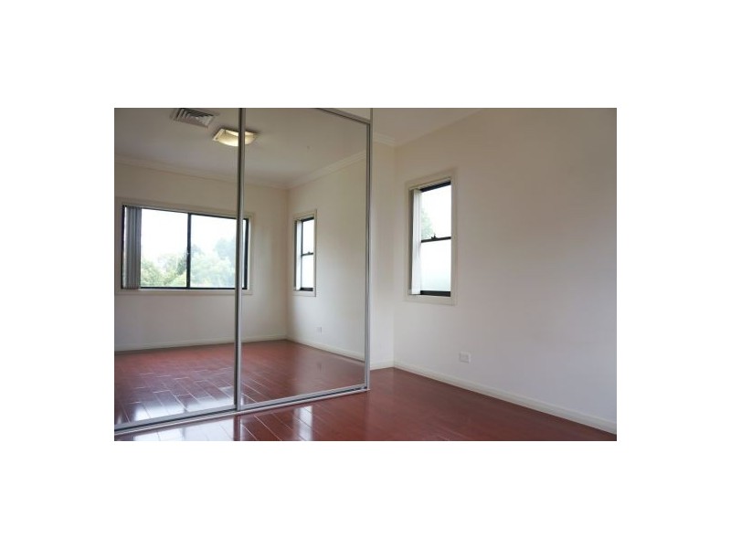 17 Booth Street, Westmead NSW 2145