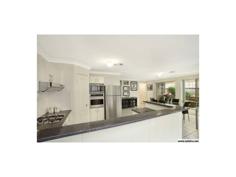 12 Aquamarine Street, Quakers Hill NSW 2763