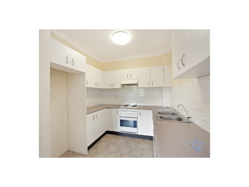 8/54-58 Amy Street, Regents Park NSW 2143